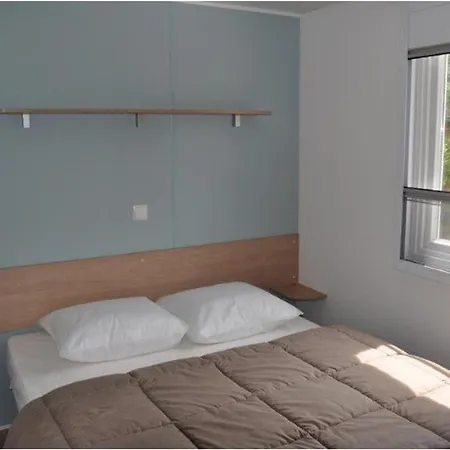 营地 Mobil-home 4 Pers Avec Terrasse - Api-1-52-396 *