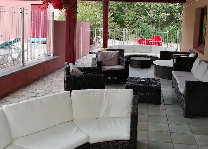Kemping Mobil-home 4 Pers Avec Terrasse - Api-1-52-396 *